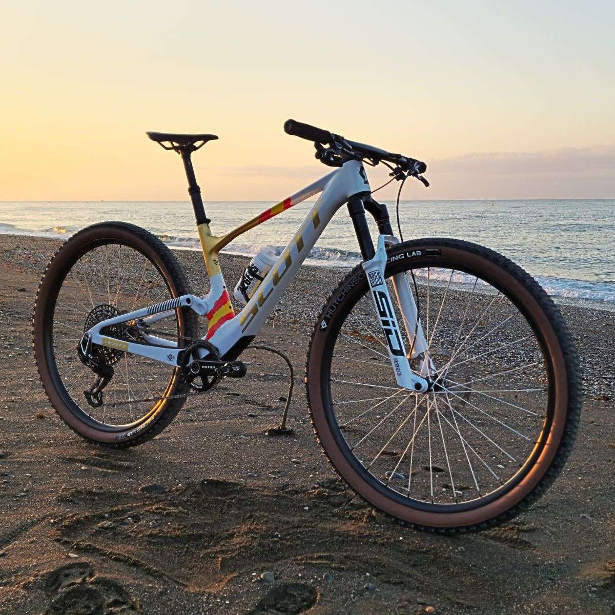 Descubre la Nueva Scott Spark: Innovación y Rendimiento en Cada Pedalada 3 la Nueva Scott Spark de jose Maria Sanchez