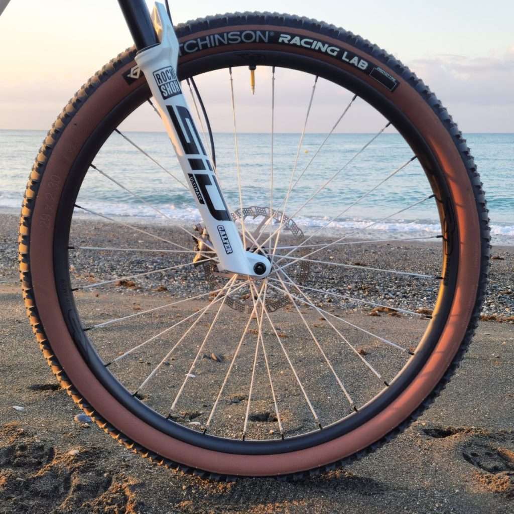 Descubre la Nueva Scott Spark: Innovación y Rendimiento en Cada Pedalada 11 5