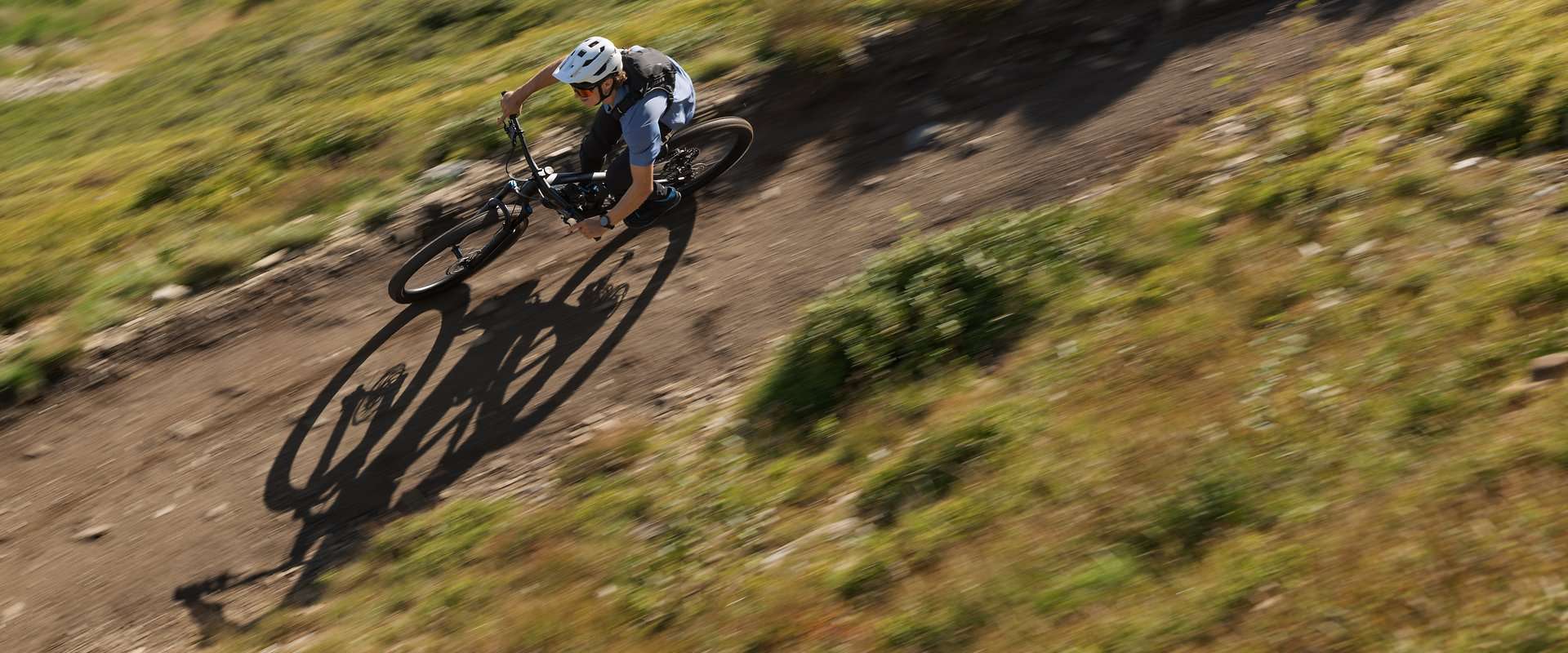 Comparativa MTB Increíble: ¿Bicicleta Rígida o Doble Suspensión? El Dilema que Todo Ciclista Apasionado Debe Resolver 1 bicicleta DOBLE SUSPENSIÓN