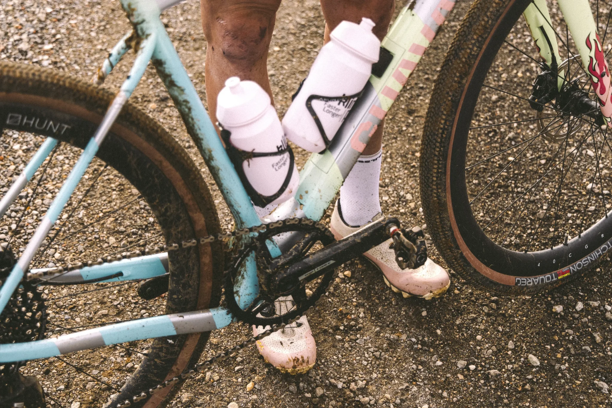 El Ritual Esencial: Cómo Cuidar tu Bicicleta Después de Cada Salida (y por qué no deberías saltártelo) 1 Limpir la bicicleta en Verano